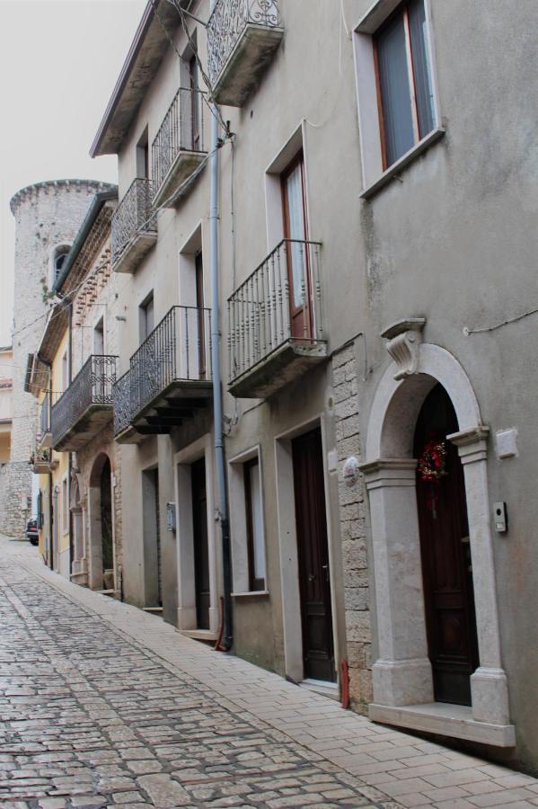 B&B 'A Puteca San Marco dei Cavoti Bagian luar foto